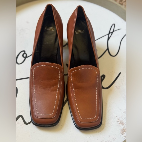 COACH | SQUARE PUMPS NWOB - Picture 2 of 8